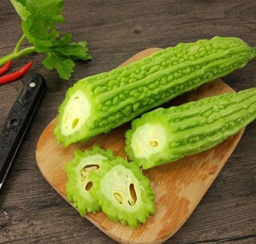 形容吃瓜很撑,尽享满腹丰盈之乐